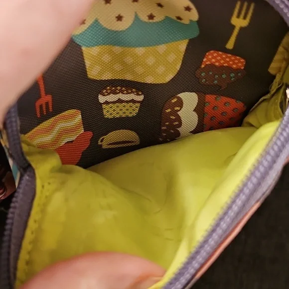 🧁Lily Bloom Colorful Cupcake Crossbody Bag - Picture 12 of 12